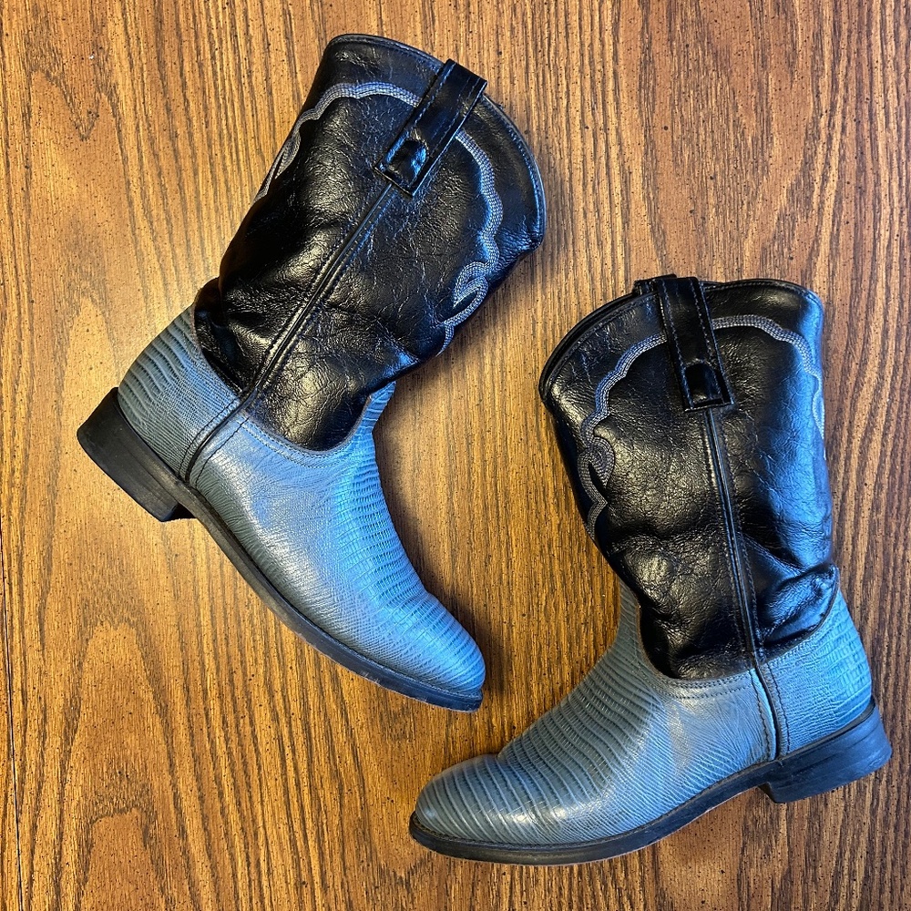 Childrens turquios and black leather cowboy boots, size 8